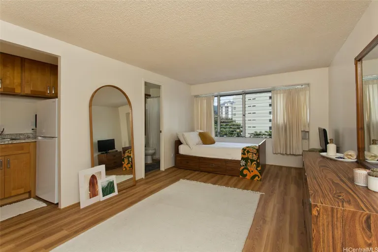 New York City Real Estate | View 2525 Date, 404 | 1 Bath | View 1