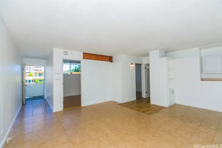 419 A Atkinson 307, Honolulu, HI 96814 Property for sale