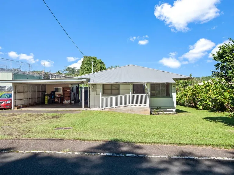 New York City Real Estate | View 44 Punahele St | 3 Beds, 1 Bath | View 1