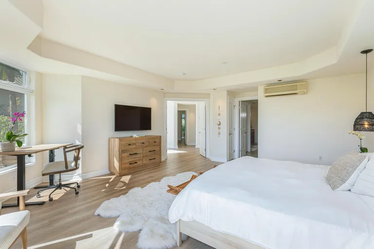 Hawaii Real Estate | View 4100 QUEEN EMMA'S DR, 7 | Listing | View 21