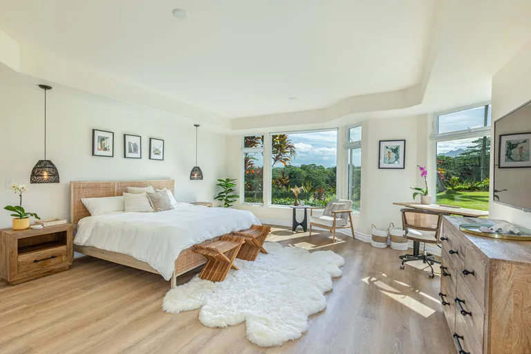 Hawaii Real Estate | View 4100 QUEEN EMMA'S DR, 7 | Listing | View 20