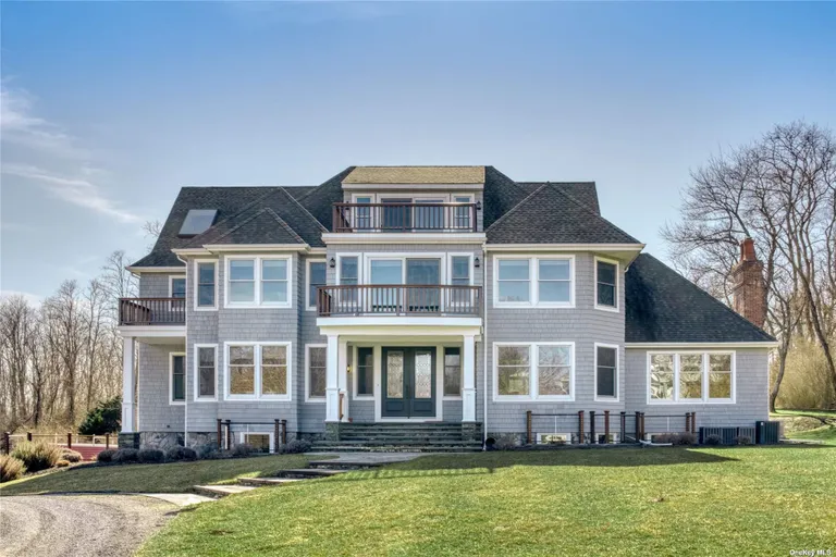 New York City Real Estate | View 2055 Grandview Drive | 4 Beds, 5 Baths | View 1
