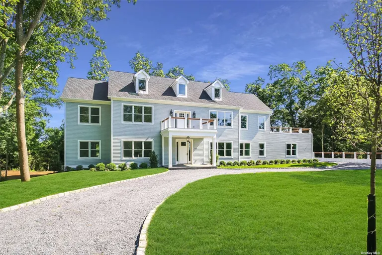 New York City Real Estate | View 1600 Hillcrest Drive | 6 Beds, 5 Baths | View 1