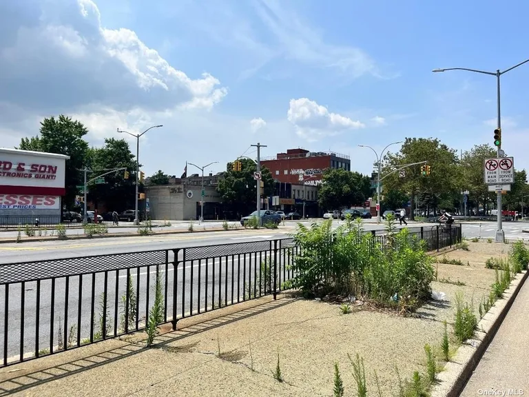 New York City Real Estate | View 49-08/10 Queens Boulevard | Listing | View 3