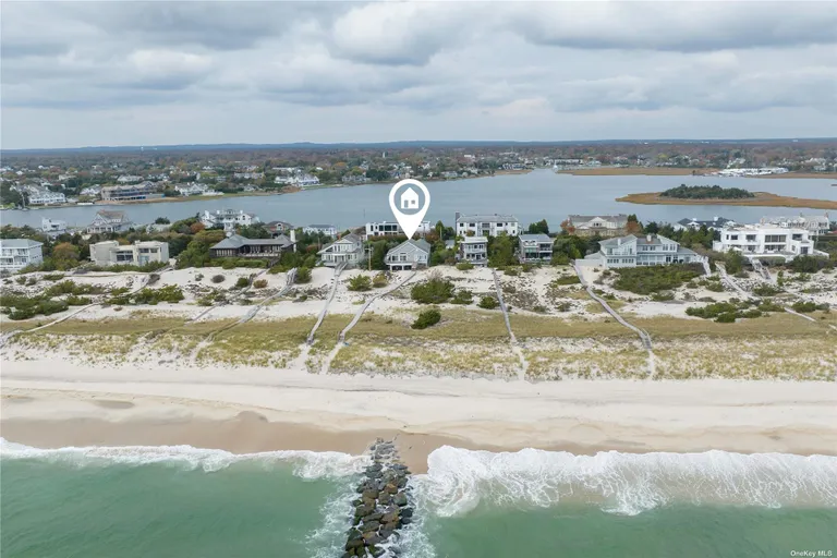 New York City Real Estate | View 191 Dune Road | 4 Beds, 3 Baths | View 1