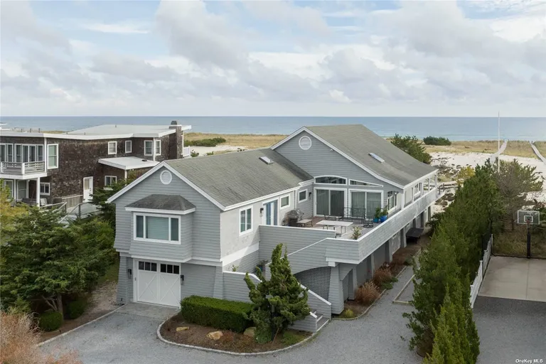 New York City Real Estate | View 187 Dune Road | Listing | View 30