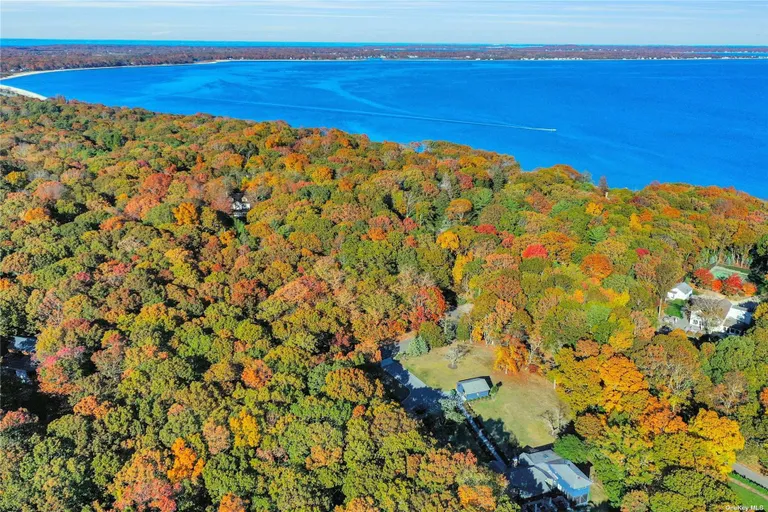 New York City Real Estate | View 1355 Little Peconic B Road | Listing | View 5