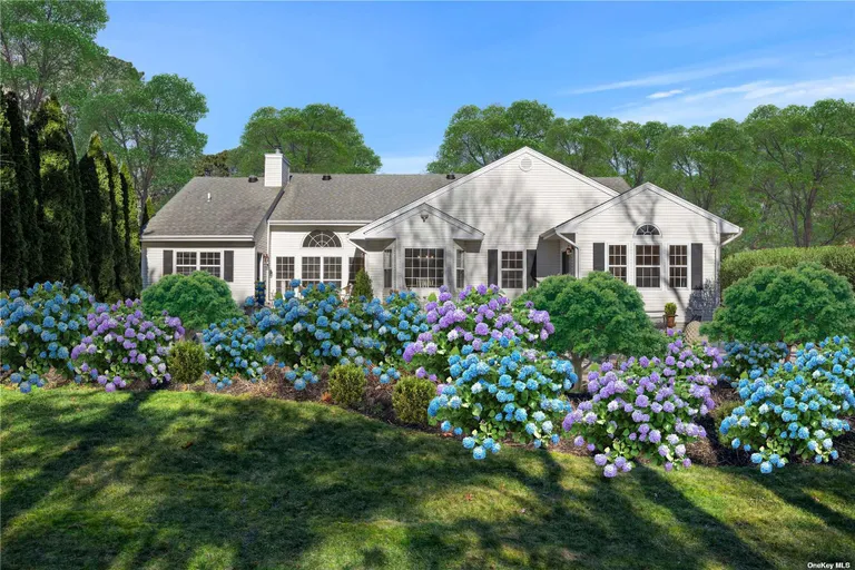 100 Whippoorwill, Quogue, NY 11959 Property for sale