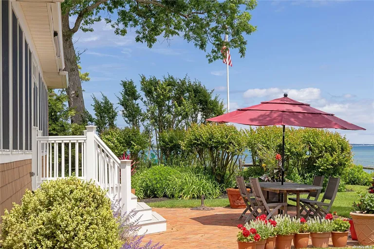 New York City Real Estate | View 7972 Great Peconic Bay Boulevard | Listing | View 8
