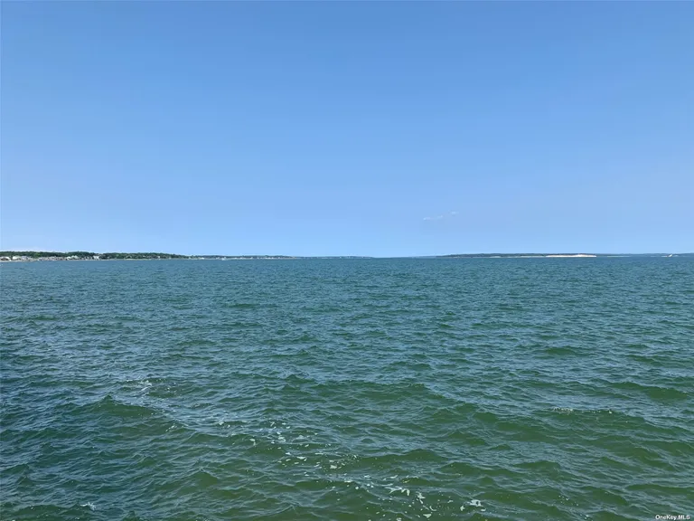 New York City Real Estate | View 7972 Great Peconic Bay Boulevard | Listing | View 36