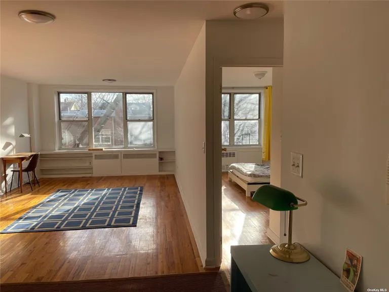 New York City Real Estate | View 50-15 39th St, 3H | Listing | View 4