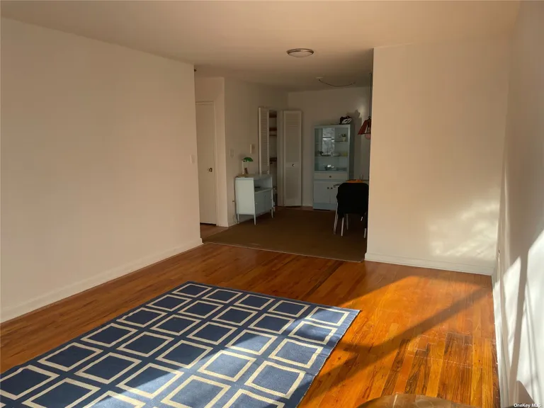 New York City Real Estate | View 50-15 39th St, 3H | Listing | View 9