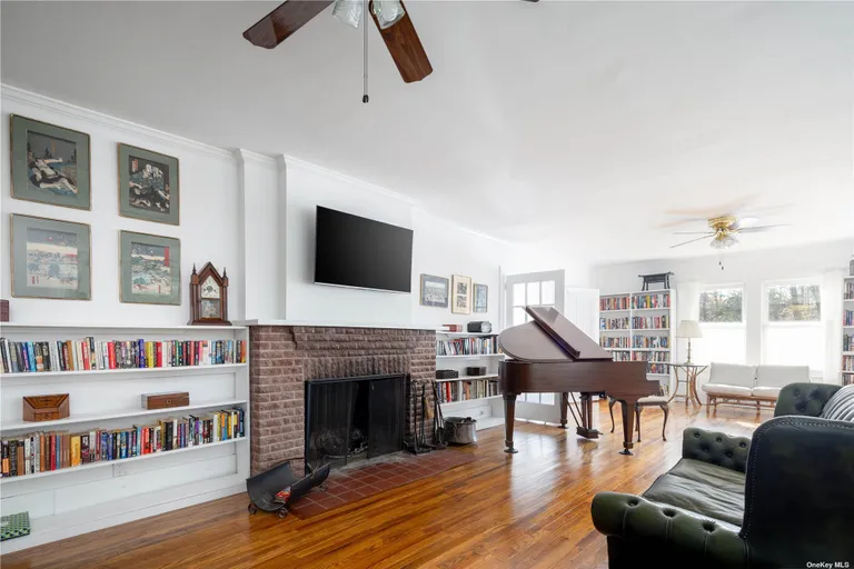 New York City Real Estate | View 27 Station Road | Listing | View 10