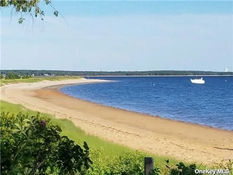 New York City Real Estate | View 599 Peconic Bay Boulevard | Listing | View 6