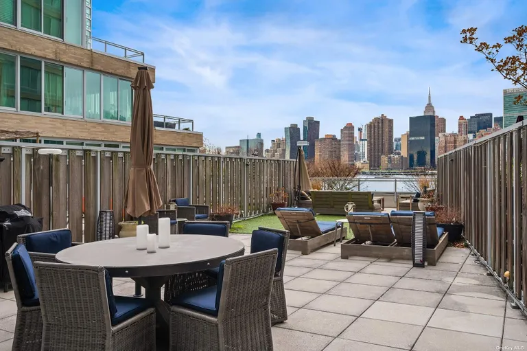 New York City Real Estate | View 46-30 Center Boulevard, 208 | Listing | View 7