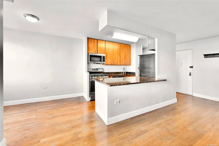New York City Real Estate | View 380 Cozine Avenue, 7G | Listing | View 5