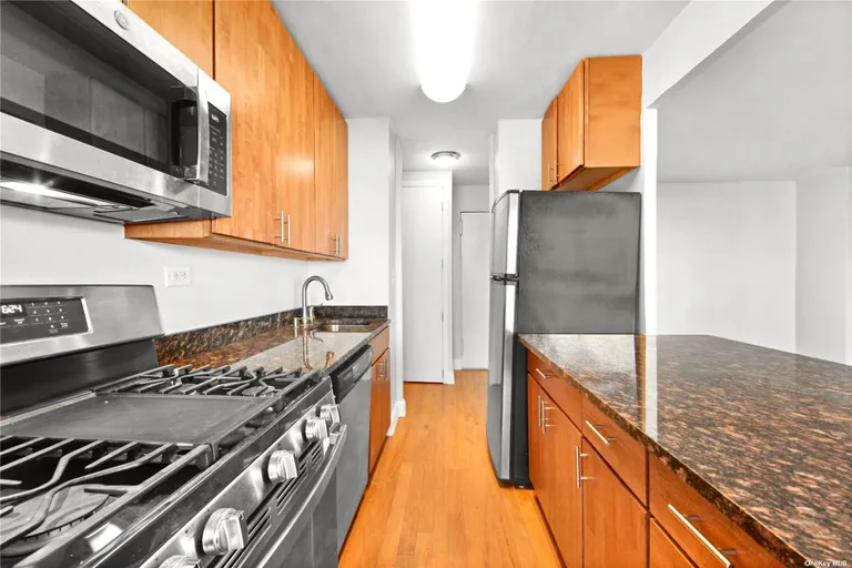 New York City Real Estate | View 380 Cozine Avenue, 7G | Listing | View 3