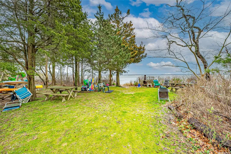 New York City Real Estate | View 610 Peconic Bay | Listing | View 23