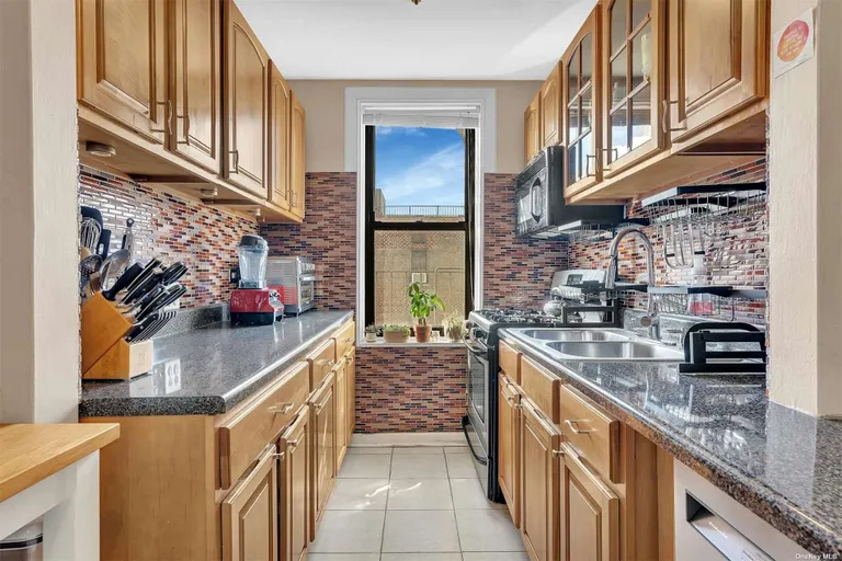 New York City Real Estate | View 2209 Knapp Street, 6F | Listing | View 8