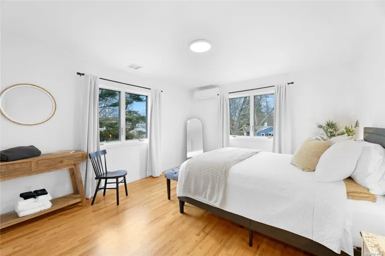 The Hamptons Real Estate | View 485 Sutton Place | Listing | View 20