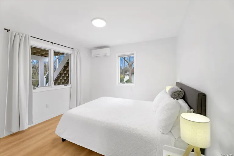 The Hamptons Real Estate | View 485 Sutton Place | Listing | View 7