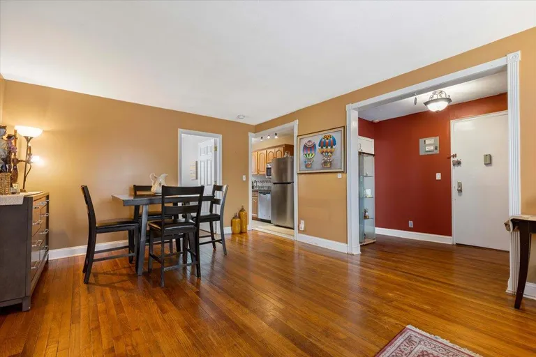 Westchester Real Estate | View 205 W Post Road, 1L | Listing | View 4
