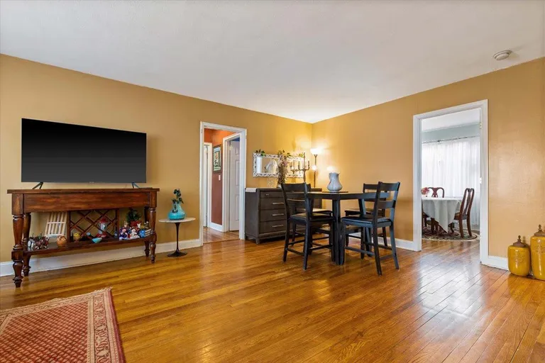 Westchester Real Estate | View 205 W Post Road, 1L | Listing | View 7