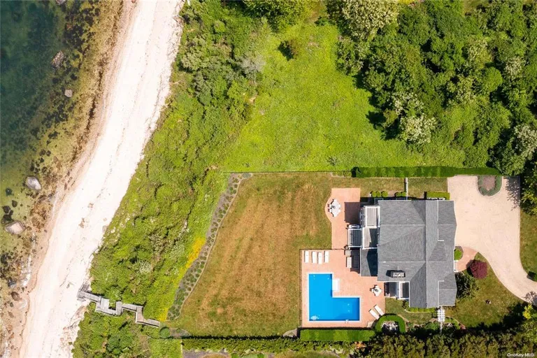 The Hamptons Real Estate | View 1000 Sound Drive | Listing | View 28
