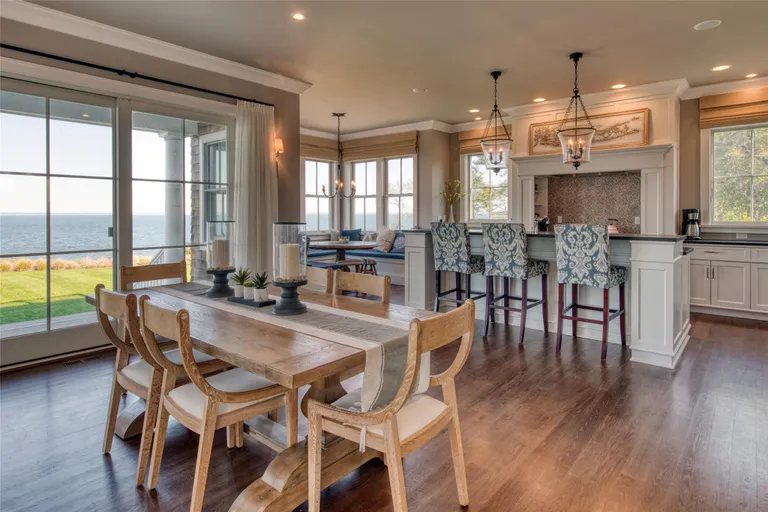 The Hamptons Real Estate | View 1000 Sound Drive | Listing | View 5