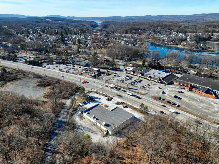 Hudson Valley Real Estate | View 1676 Route 9 | Listing | View 3