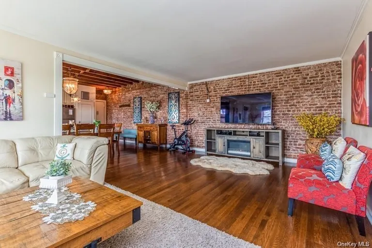 New York City Real Estate | View 56 Sagamore Road, 4B | 2 Beds, 1 Bath | View 1