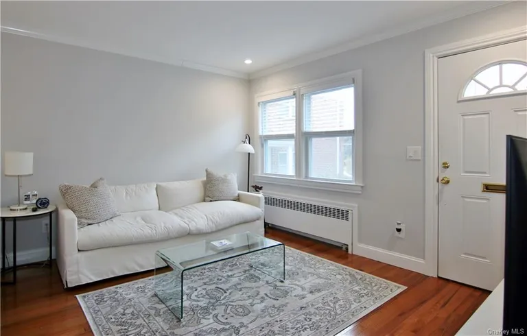 New York City Real Estate | View 24 Wappanocca Avenue, G | Listing | View 4