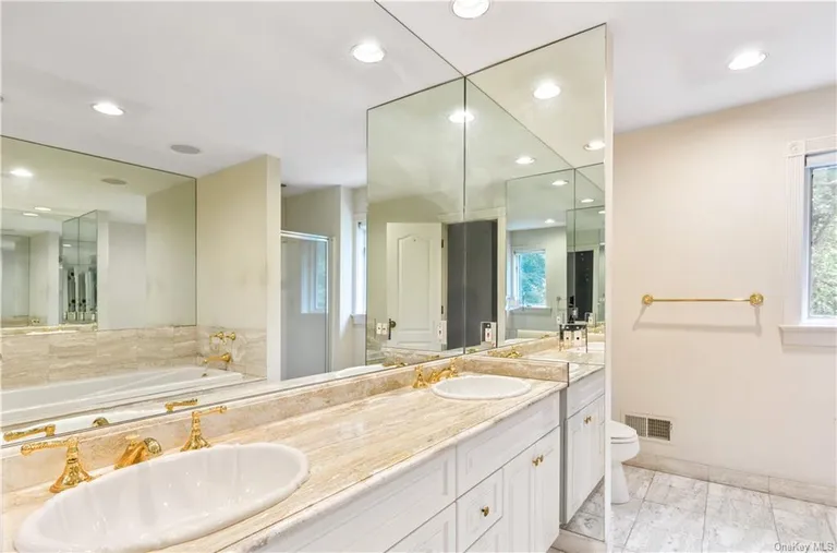 New York City Real Estate | View 6 Love Lane | Listing | View 26