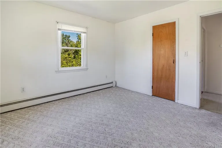New York City Real Estate | View 15 Violet Place | Listing | View 13