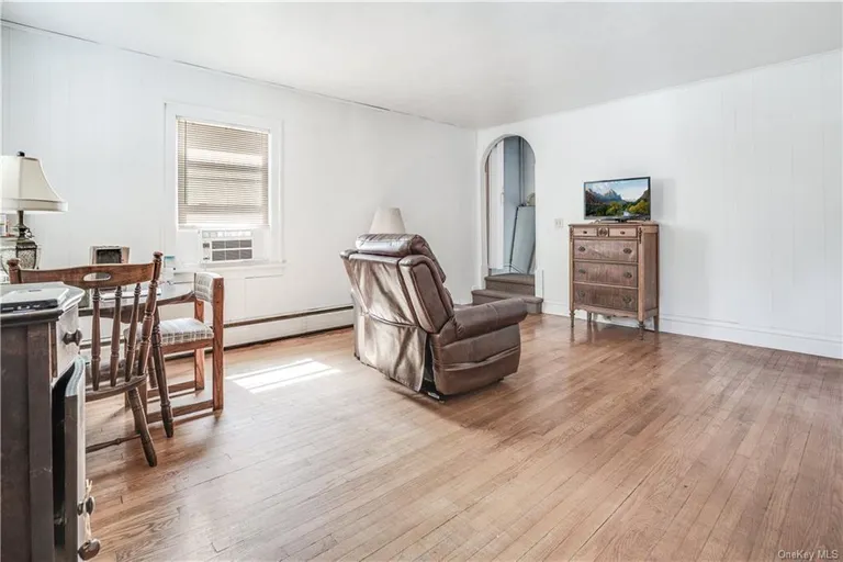 New York City Real Estate | View 16 S Parsonage Street | Listing | View 3