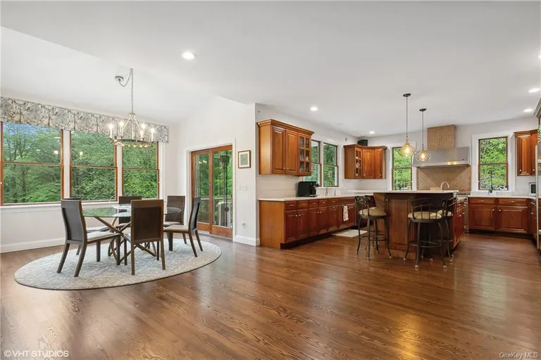 184 Colabaugh Pond, CrotononHudson, NY 10520 Property for sale