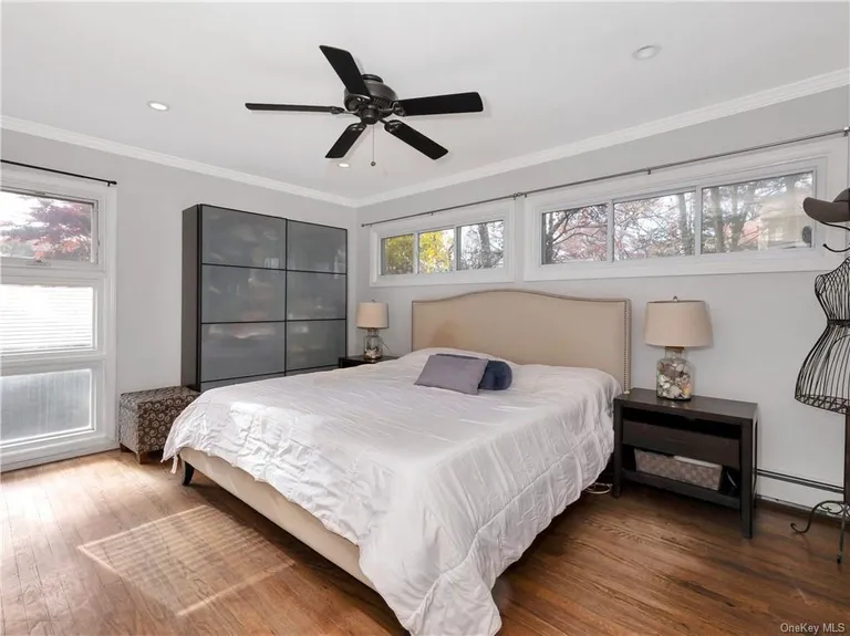 New York City Real Estate | View 24 Western Drive | Listing | View 16