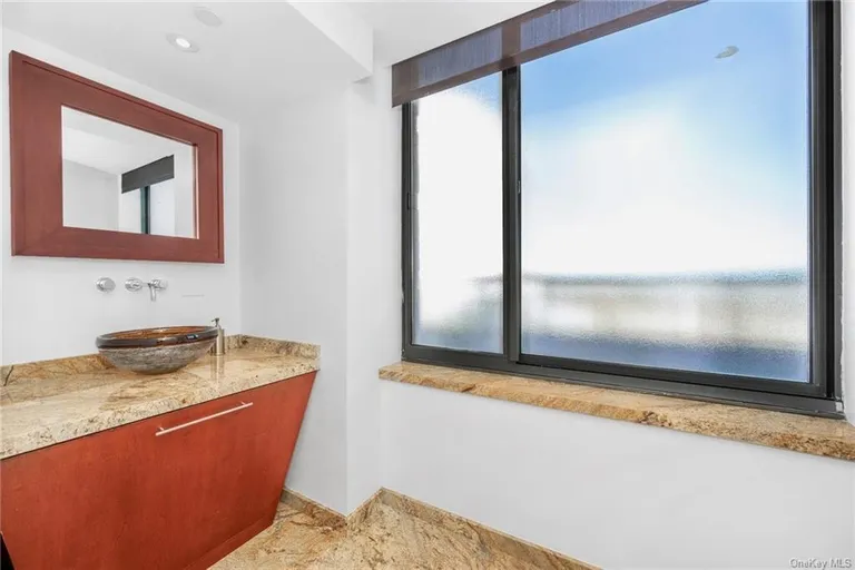 New York City Real Estate | View 10 City Place, 30D | Listing | View 15