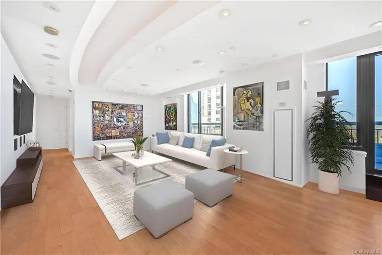 New York City Real Estate | View 10 City Place, 30D | Listing | View 5