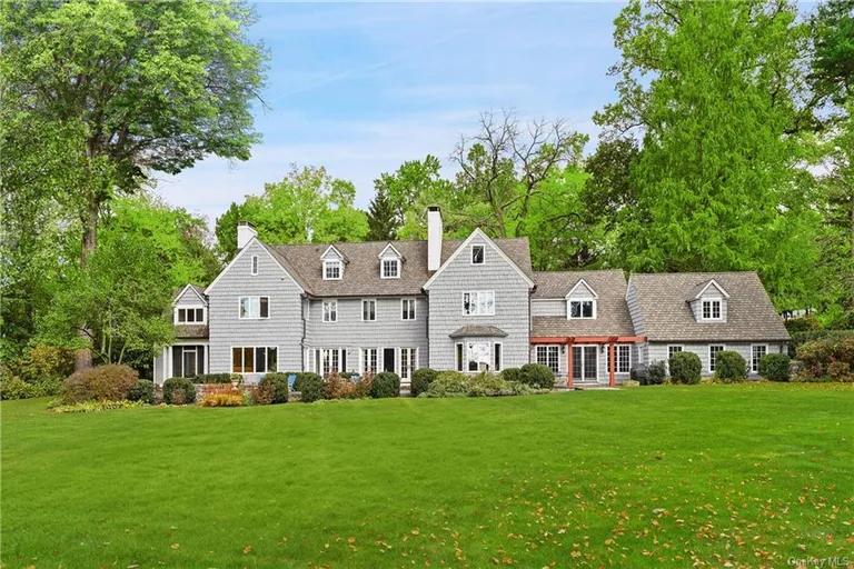 New York City Real Estate | View 43 Woodlea Lane | 5 Beds, 4 Baths | View 1