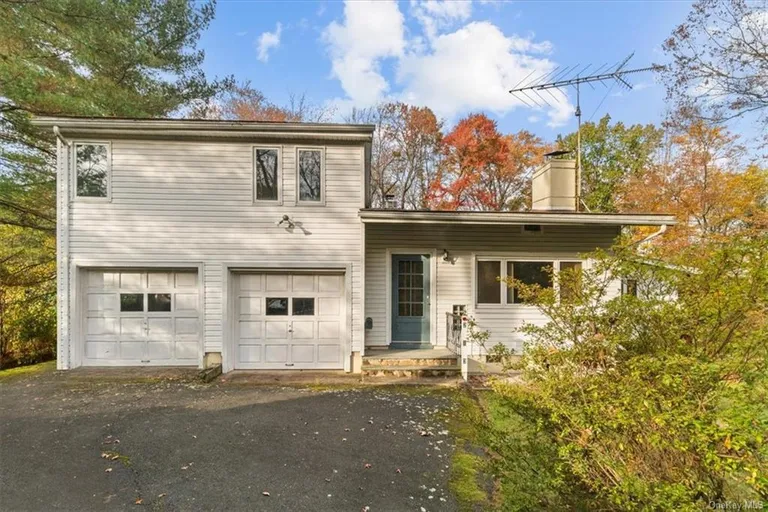 213 Van Houten Fields, West Nyack, NY 10994 Property for sale