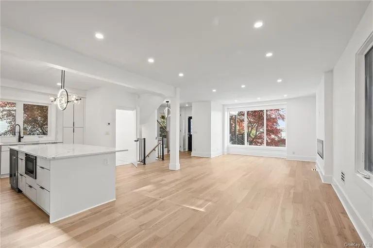 New York City Real Estate | View 305 Hudson Terrace | Listing | View 8