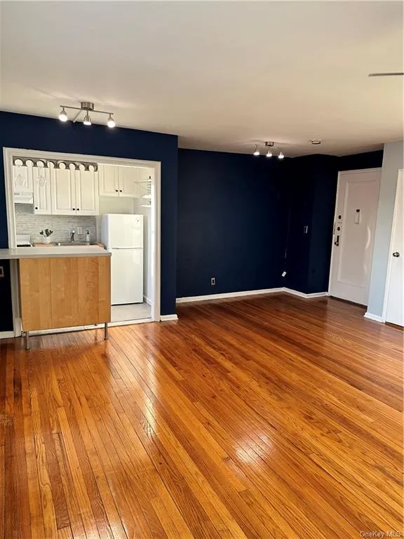 2 Soundview Avenue A1H, White Plains, NY 10606 Property for sale