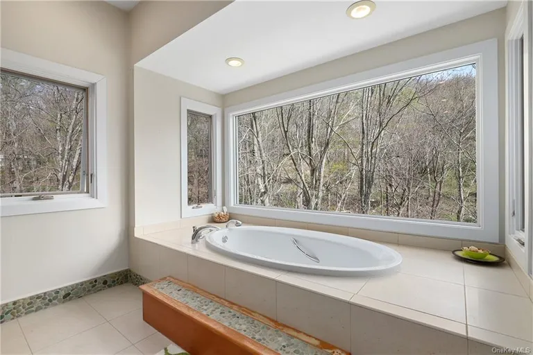New York City Real Estate | View 17 Fox Run Road | Listing | View 23