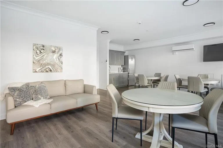 585 Main Street 1F, Armonk, NY 10504 Property for sale