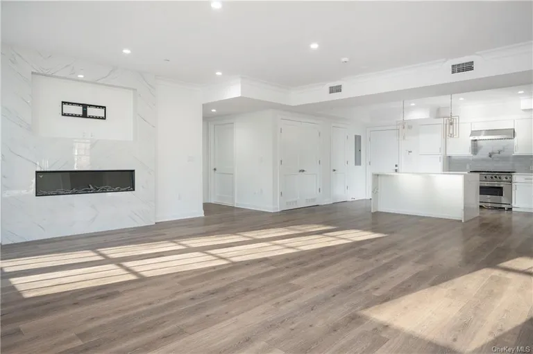 585 Main Street 1F, Armonk, NY 10504 Property for sale