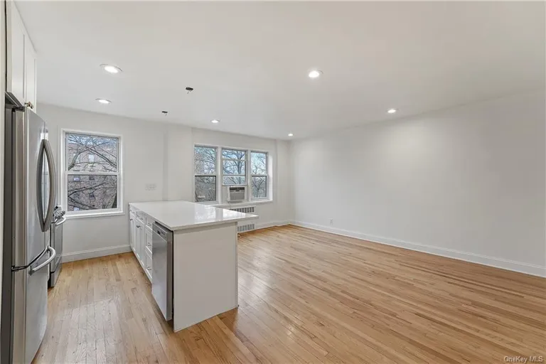 New York City Real Estate | View 505 E Lincoln Avenue, 418 | Listing | View 4