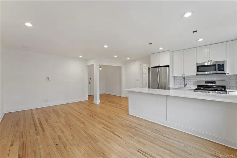 New York City Real Estate | View 505 E Lincoln Avenue, 418 | Listing | View 7