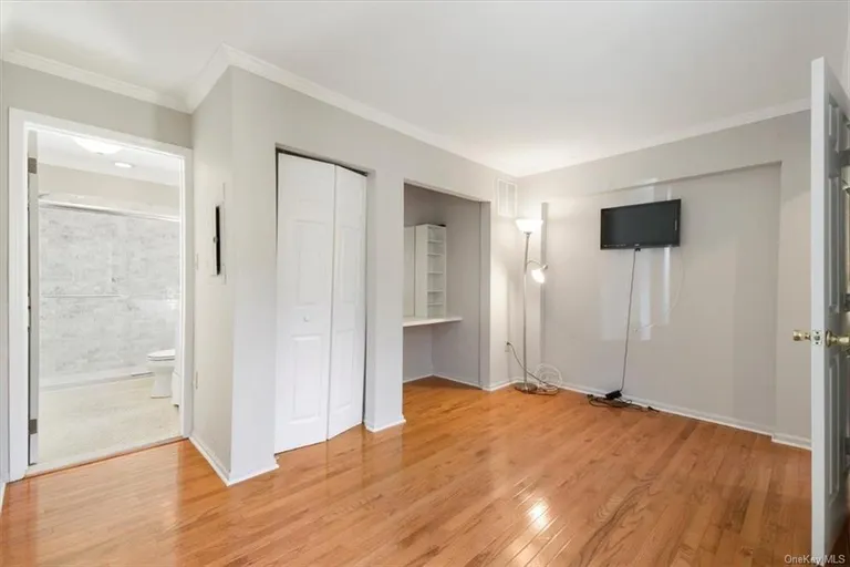 New York City Real Estate | View 11-7 Nicole Circle, 7 | Listing | View 19