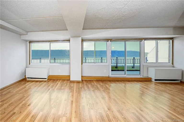 New York City Real Estate | View 1020 Warburton Avenue, 14B | Listing | View 2